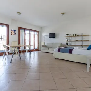 Casa Da Linea Milán