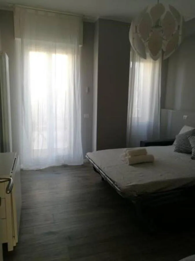Appartamento Con Grande Terrazzo In Via Lomellina - Lome 527 Milano Lejlighed